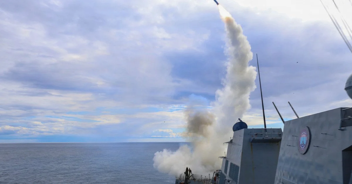 Запуск ракети Tomahawk Запуск ракети Tomahawk