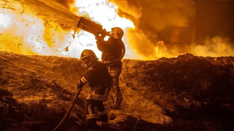 За тиждень Росія запустила по Україні понад 1300 безпілотників та майже 100 ракет – Зеленський 2 Фото до статті