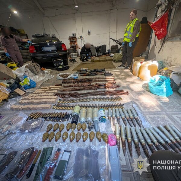 МВС: Від початку повномасштабного вторгнення РФ до ЄС не надходило інформації про виявлення незаконної зброї з України.