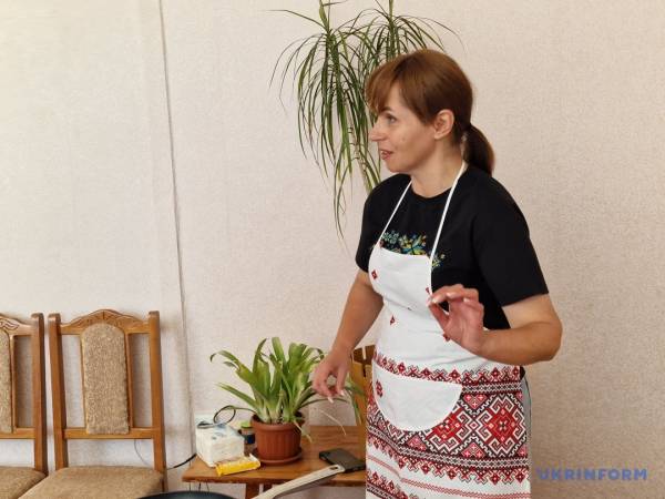 Чи готувала Одарка карася для Карасів? 16 Чи готувала Одарка карася для Карасів? 16