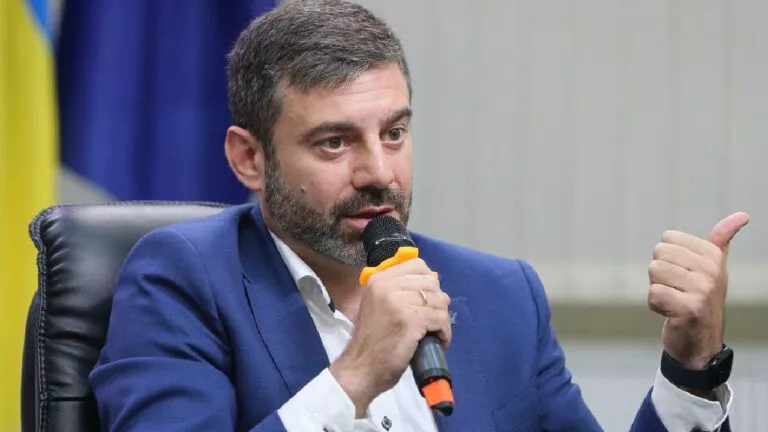 Фото до статті