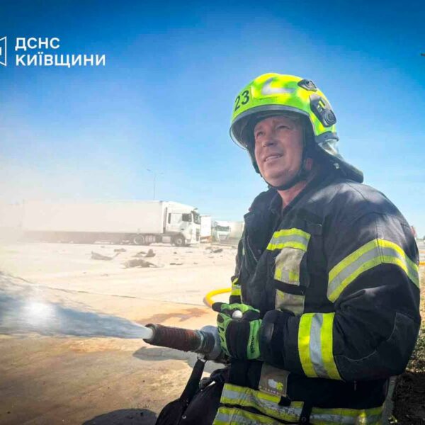 На Київщині внаслідок нападу росіян двоє загинули, дев’ятеро дістали поранення ➜ ZMINA