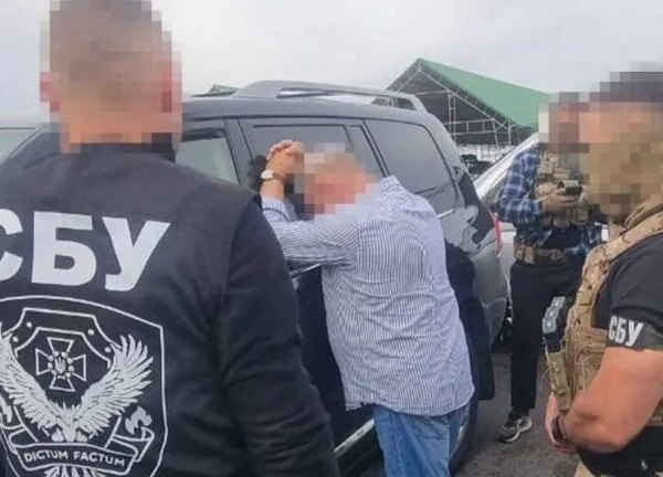 Екс-депутата затримали: допомагав уникнути мобілізації за $10 тис.