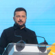 Зеленський оголосив про нововведення у проведенні НМТ: перескладання та укриття 19