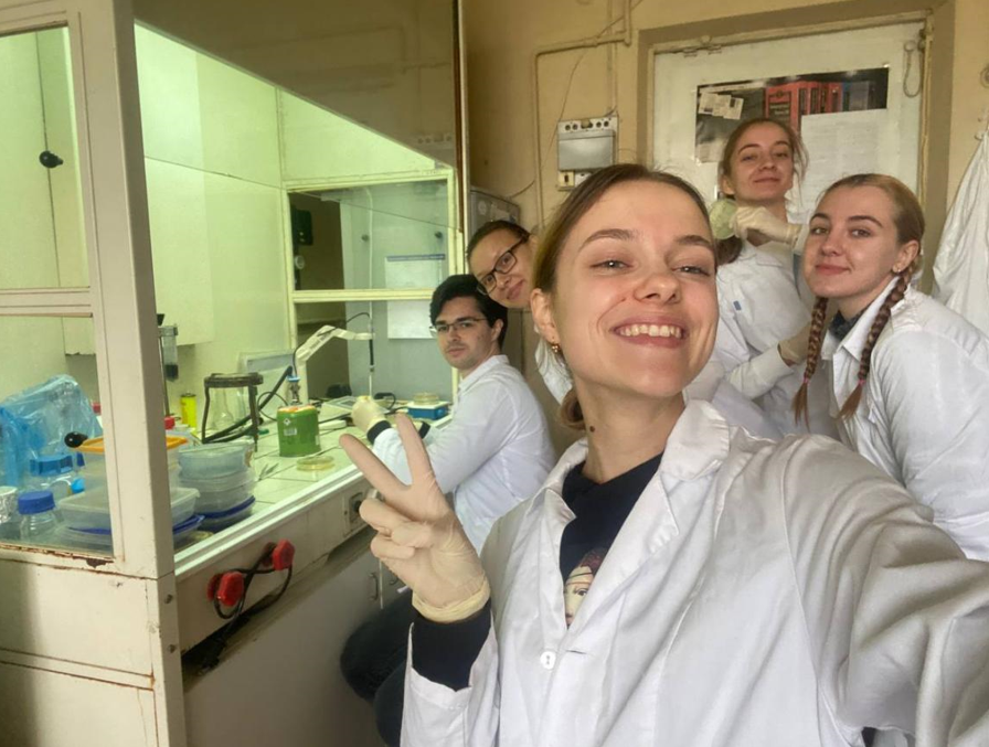Майбутні магистри опановують біотехнології на нещодавно відкритій кафедрі в Інституті молекулярної біології і генетики НАН України