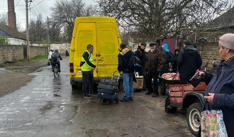 Росія ігнорує евакуацію понад 6 тисяч цивільних з Олешок, заявив Лубінець 15 Росія ігнорує евакуацію понад 6 тисяч цивільних з Олешок, заявив Лубінець 8