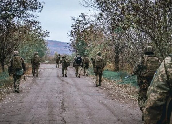 ПОРТАЛ новин 156 Третій корпус штурмує північ Донеччини: наступ розвивається успішно