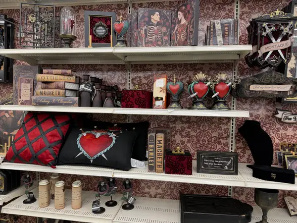 Порівняли осінній декор: Hobby Lobby проти Michaels 23 Декор у стилі Шекспіра в Michaels