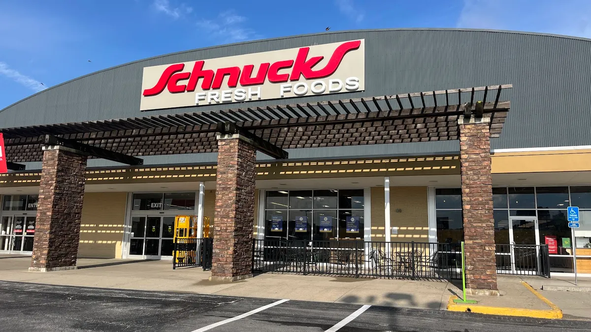 Зовнішній вигляд магазину Schnucks.