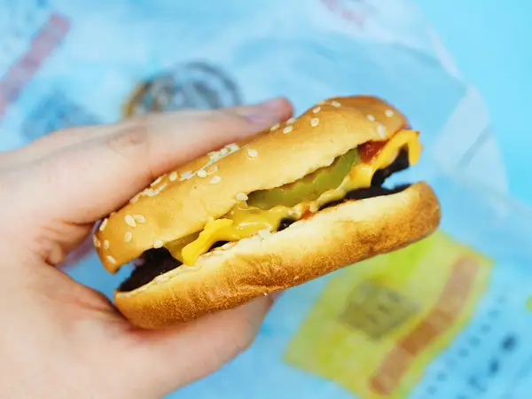 Найкращий чизбургер Burger King: оцінка смаку та цінності 21 Дабл чизбургер від Burger King