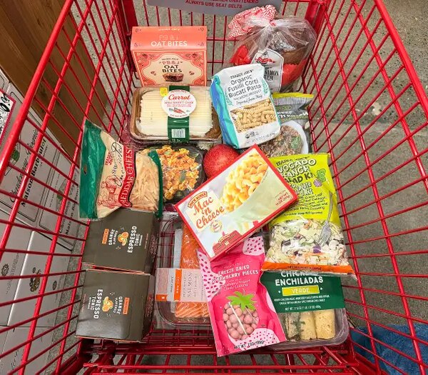 12 покупок з Trader Joe’s, які я повторюю знову і знову