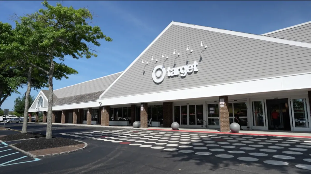 Target розширює мережу: новий магазин у Гемптонс 2 A Target store in Bridgehampton