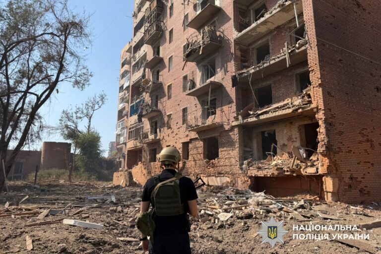 Російські обстріли напередодні забрали життя 16 українців 14 Російські обстріли напередодні забрали життя 16 українців 14