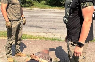 СБУ та Нацполіція викрили масштабну підпільну торгівлю зброєю 19