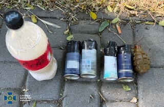 СБУ та Нацполіція викрили масштабну підпільну торгівлю зброєю 16