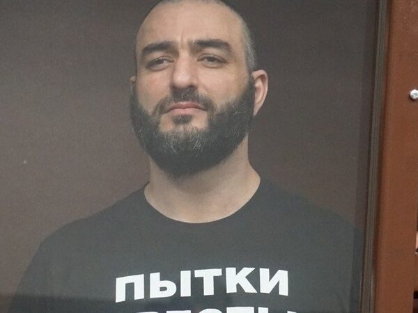 Суд оштрафував онкохворого політв’язня Тофіка Абдулгазієва за неповагу