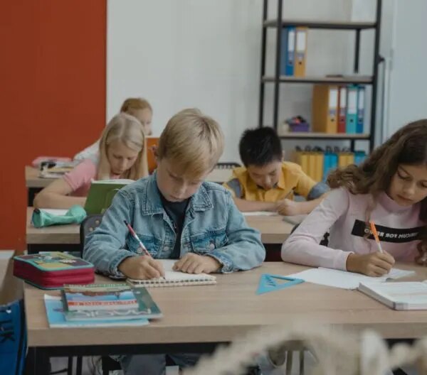 Рейтинг шкіл Києва 2026: де навчають найкращих випускників за результатами НМТ