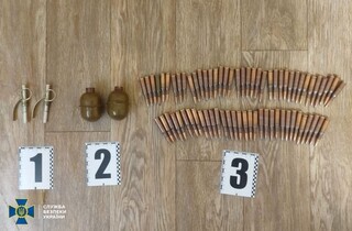 СБУ та Нацполіція викрили масштабну підпільну торгівлю зброєю 13