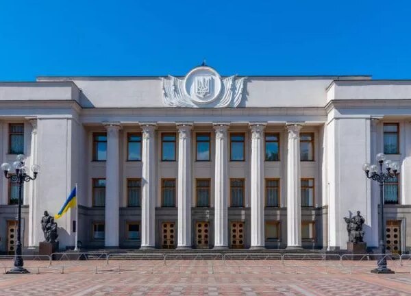 Рада вдосконалить роботу індустріальних парків: ухвалено законопроєкт 12117