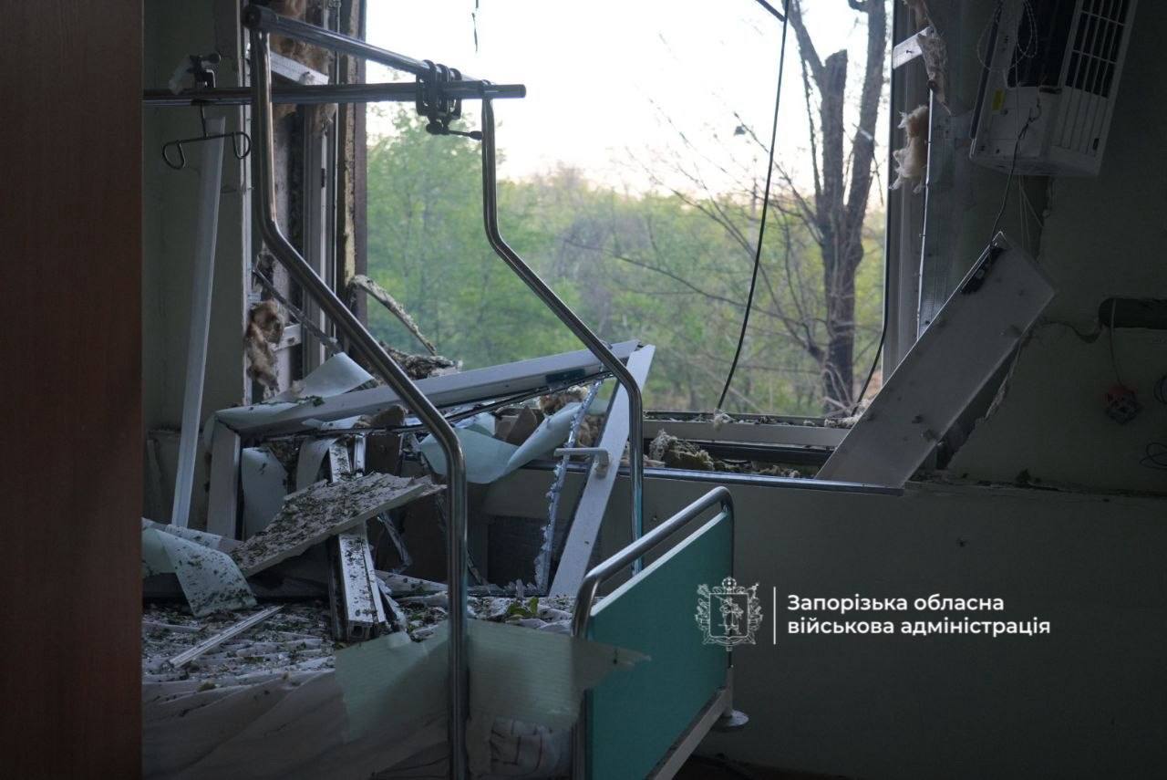 Російські удари ракетами та дронами: загиблі та поранені у Києві, Запоріжжі та на Одещині 9 Наслідки російської атаки на Запоріжжя