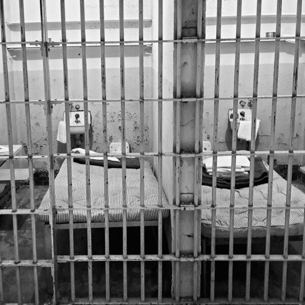 Юнаків, що катували бездомного в Одесі, віддадуть під суд