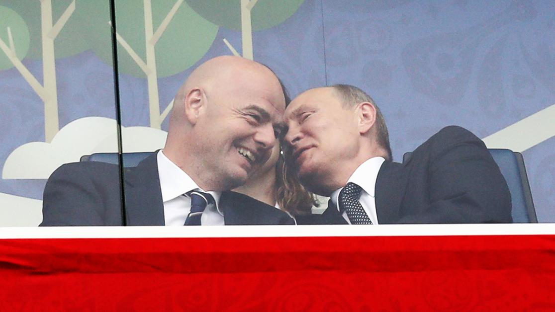 Ліга чемпіонів: перша перемога "Динамо", "Шахтар" мінімально програв, а "Зоря" розгромлена 2 Джанні Інфантіно та владімір путін
