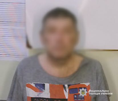 Киянин завдав 20 ножових ударів і підозрюється у вбивстві співмешканки 4 Чоловікові загрожує до 10 років позбавлення волі